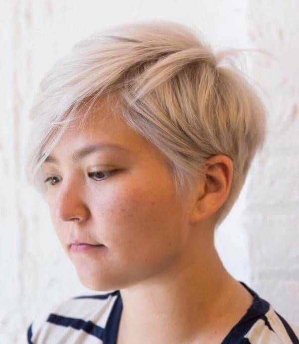 blonde pixie haircut for chubby faces