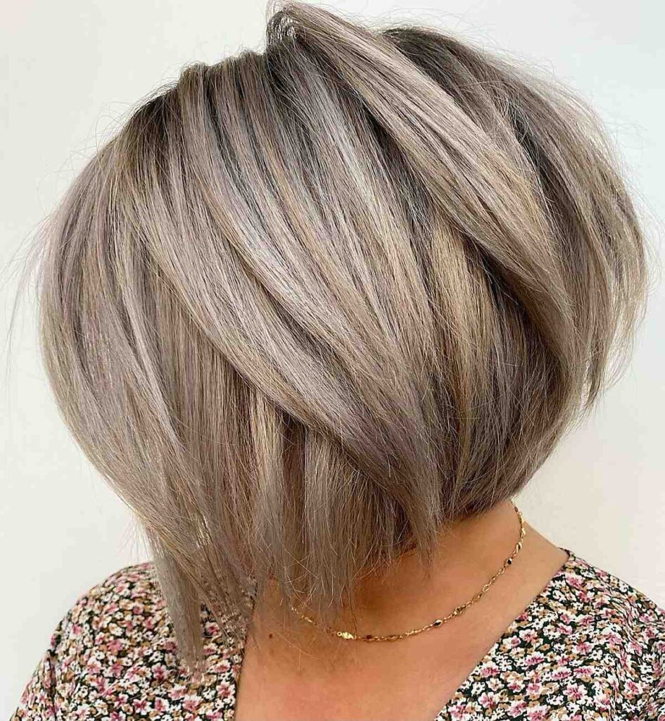 short layered graduated bob hairstyle for older ladies