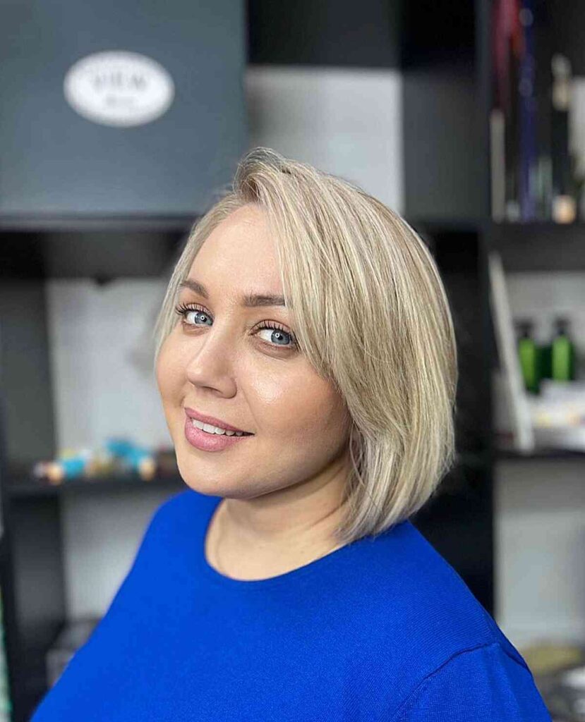short length side part bob for round faces